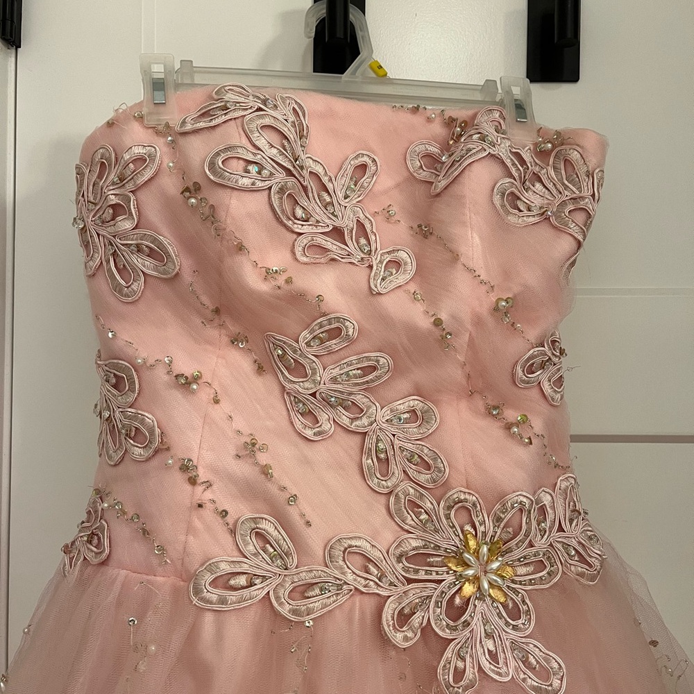 Sparkly Pink Ballgown, Sweetheart Neckline